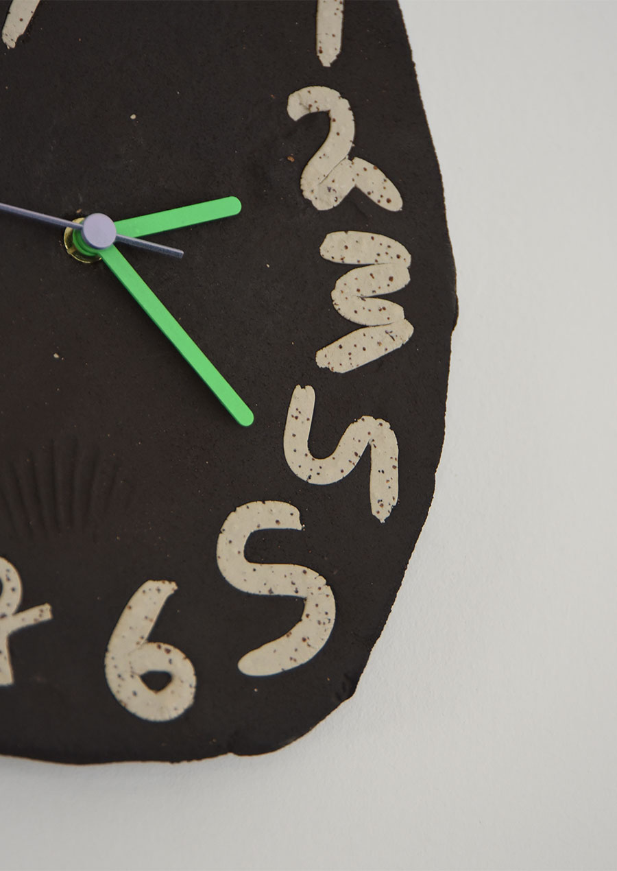 Oners: Fossil Clock Black Exhibition